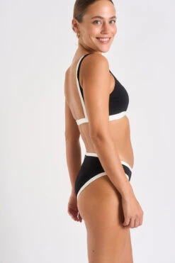 Maillot De Bain 2 Pièces Noir LOCANA & REINE PAIMPOL 8 Maillot De Bain 2 Pièces Noir LOCANA & REINE PAIMPOL -Plage Femme 23e locana paimpol zgt01 reine paimpol zgt01 dev3