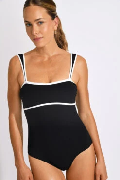 MAILLOT 1 PIECE Noir DELFINA MADRYN
