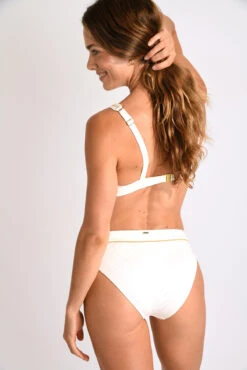 Maillot De Bain 2 Pièces Ecru RAVI & KARTHIE BELLEMARE 12 Maillot De Bain 2 Pièces Ecru RAVI & KARTHIE BELLEMARE -Plage Femme 25e ravi c bellemar zjh11 karthie bellema zjh11 dos